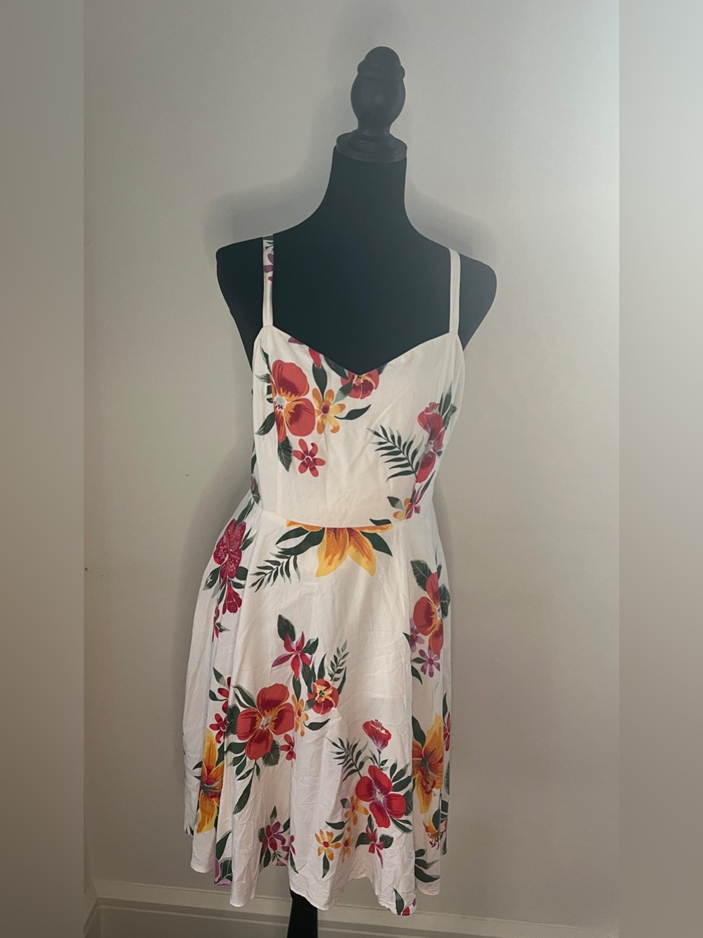 Old Navy White Floral Midi Sundress with Tropical Print and Lining Size M
